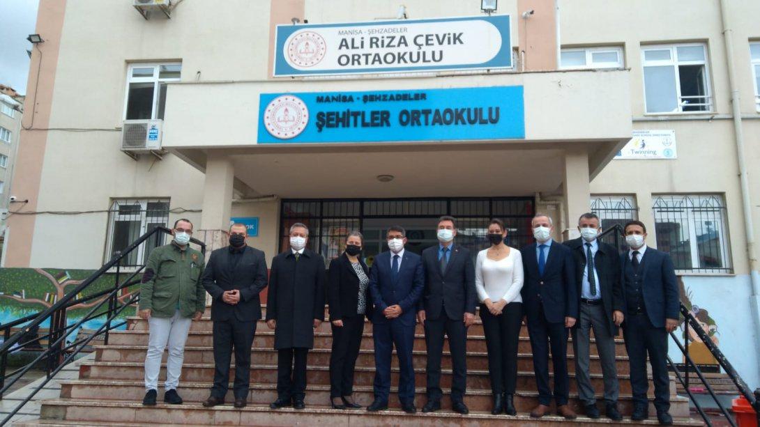 Şehzadeler Belediye Başkanı Sayın Ömer Faruk ÇELİK'in 24 Kasım Öğretmenler günü Ziyareti