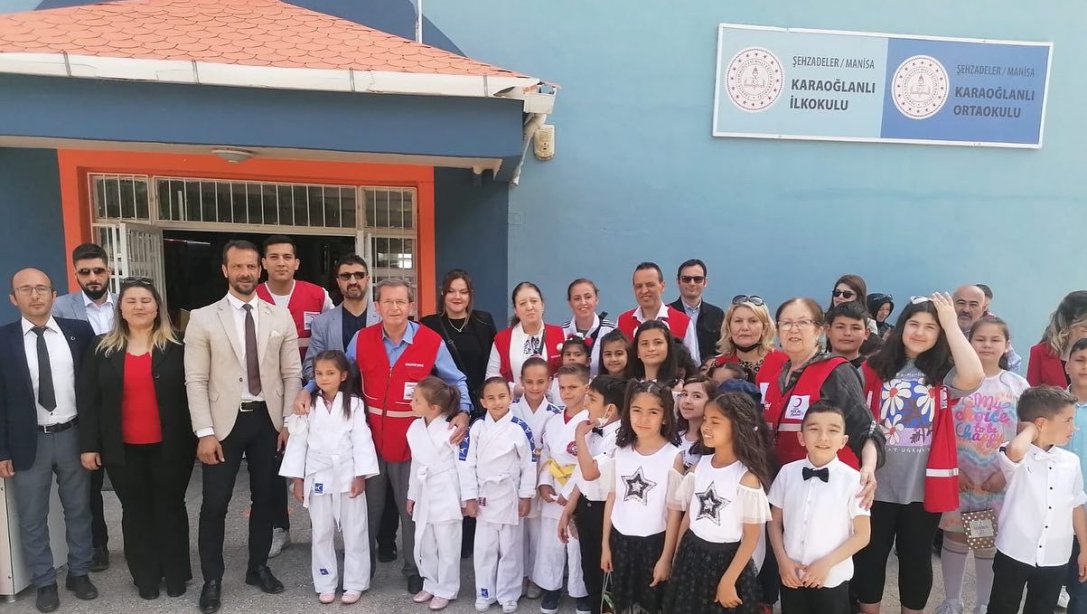 Türk Kızılay Şehzadeler Şubesinden Karaoğlanlı İlkokulu'na Ziyaret