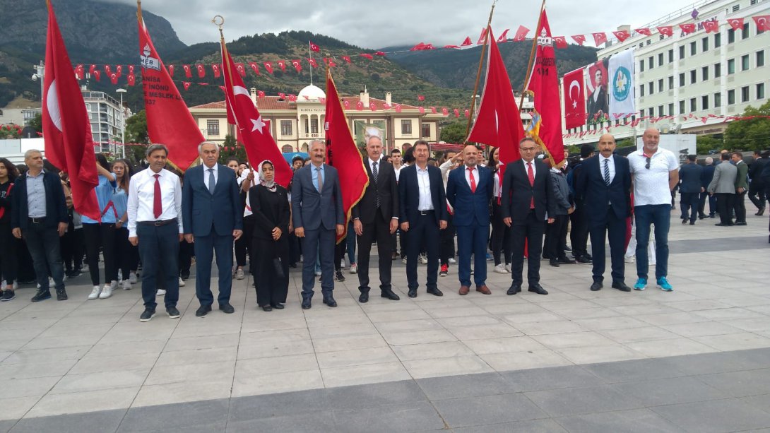 19 Mayıs Atatürk'ü Anma Gençlik ve Spor Bayramı Kutlama Töreni