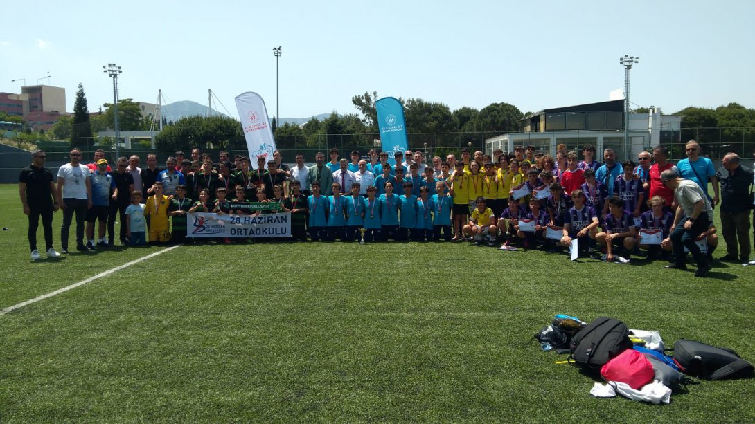 Okul Sporları Yıldız Erkekler Futbol Türkiye Şampiyonası Finali
