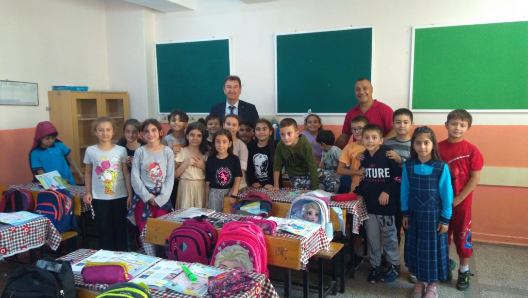 İlçe Milli Eğitim Müdürümüz Sayın Metin GENÇAY İstiklal İlkokulu'nu Ziyaret Etti