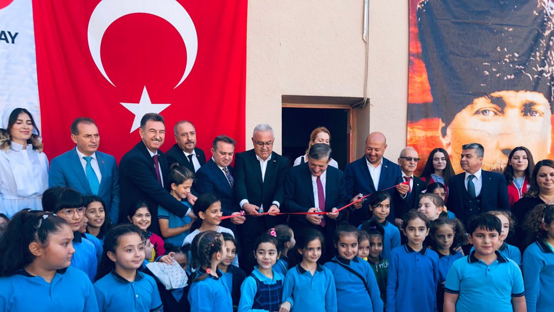 İstiklal İlkokulu Kütüphane Açılışı ve Kan Bağışı Etkinliği