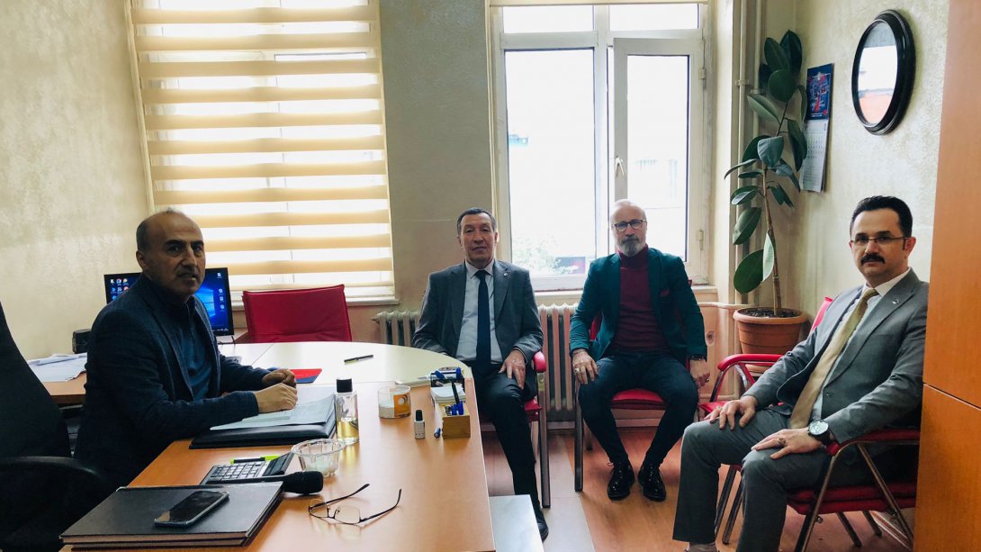 İlçe Milli Eğitim Müdürümüz Sayın Bayram IŞIK Dr. Ömer Faruk Meriç İlk-Ortaokulunu Ziyaret Etti