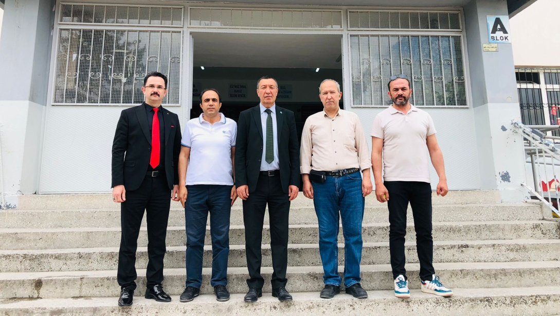 Şehzadeler İlçe Milli Eğitim Müdürü Bayram IŞIK Milli Birlik İlk-Ortaokulu'nu Ziyaret Etti.